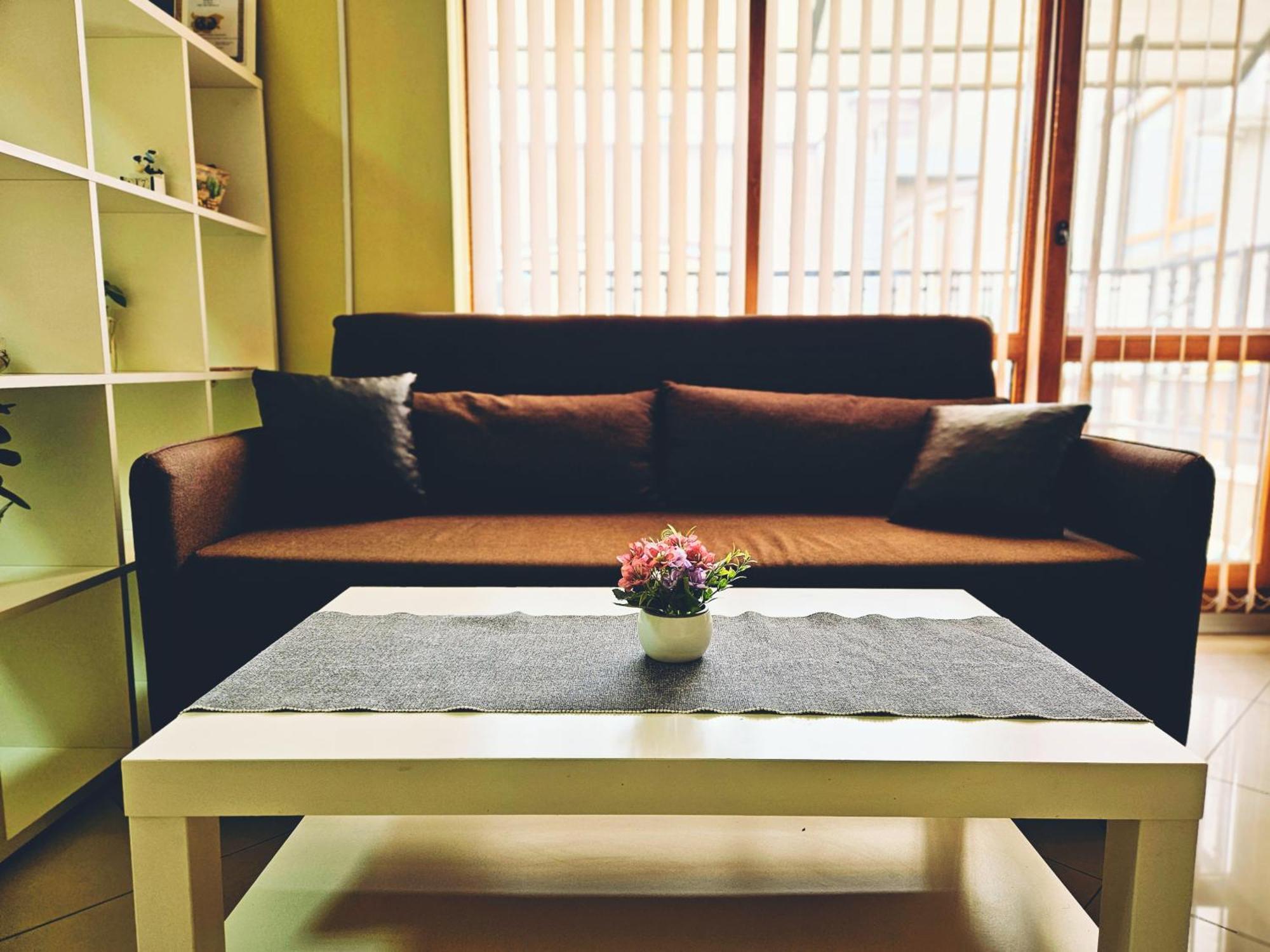 Semiramida Central Studio Varna Exteriör bild